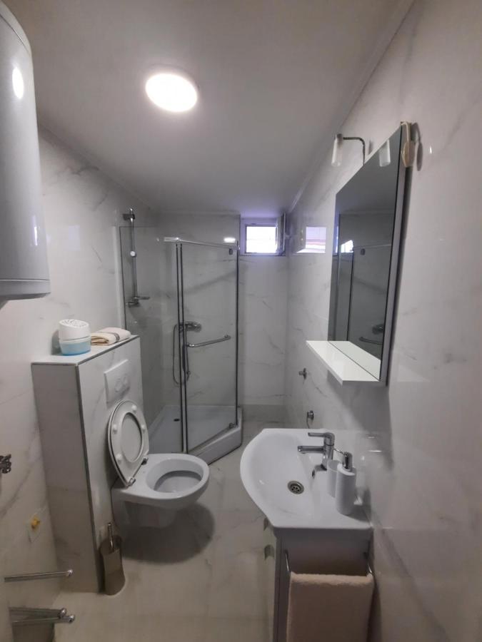 Apartmani Gabrijel ノヴィ・ヴィノドロスキー エクステリア 写真